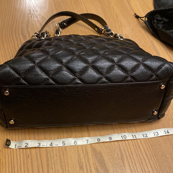 Kate Spade ♠️ Black Quilted bag w/gold chain handle details - Picture 7 of 15
